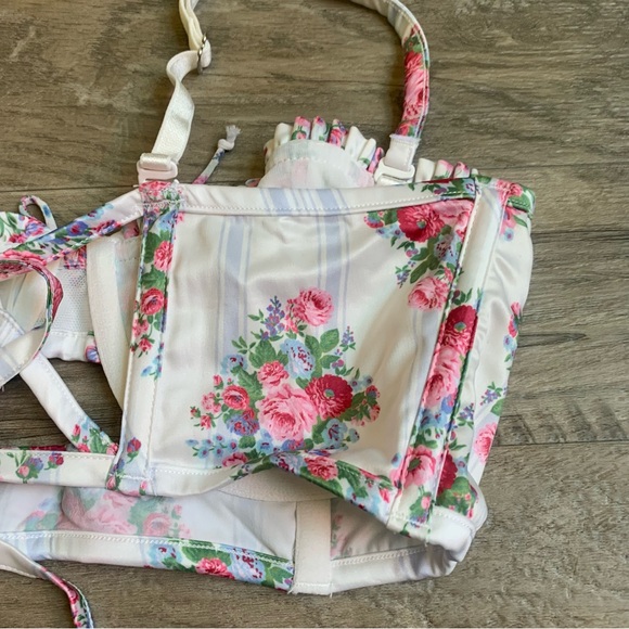 For Love and Lemons Floral Satin Pleated Bustier Bra - Picture 9 of 14